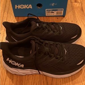 Hoka Clifton 8 Women’s shoes size 9.5